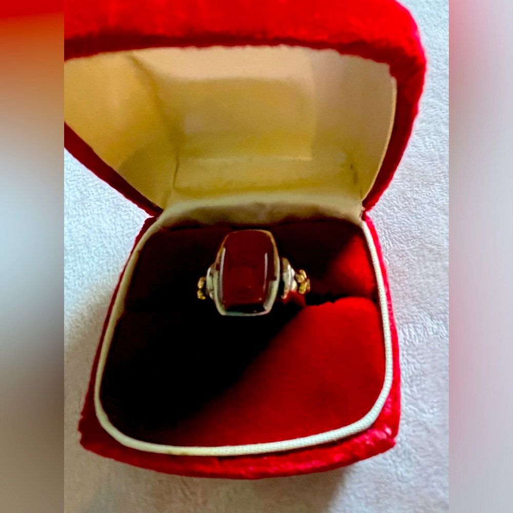 Huge Gem Stone in 925/18k gold That makes it two tone